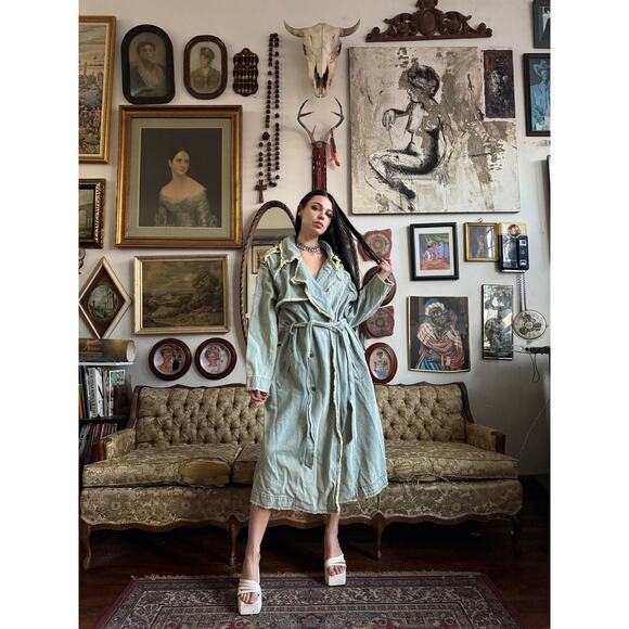 NWT Oversized Premium Fray Hem Denim Trench Coat by Boohoo Ladies Size 8 - Picture 6 of 8